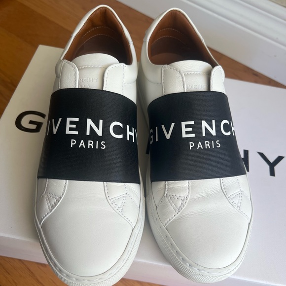 Givenchy sneakers - Picture 8 of 11